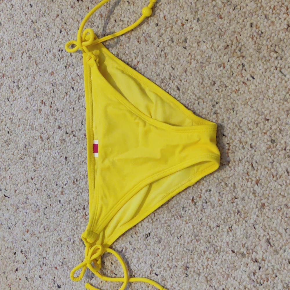 🔥OP yellow bikini bottom